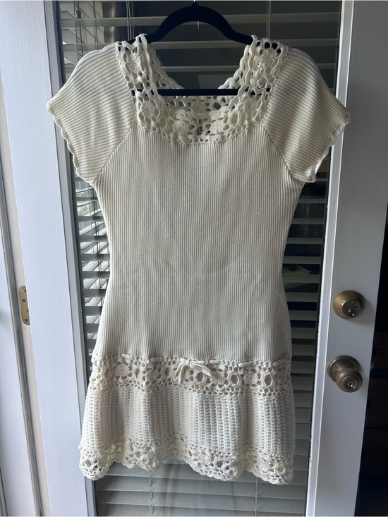 Frankies Bikinis Bella Dresses & Skirts - Frankies Bikinis x Bella Hadid Libra Ivory Crochet Drop Waist Sweater Dress. XL